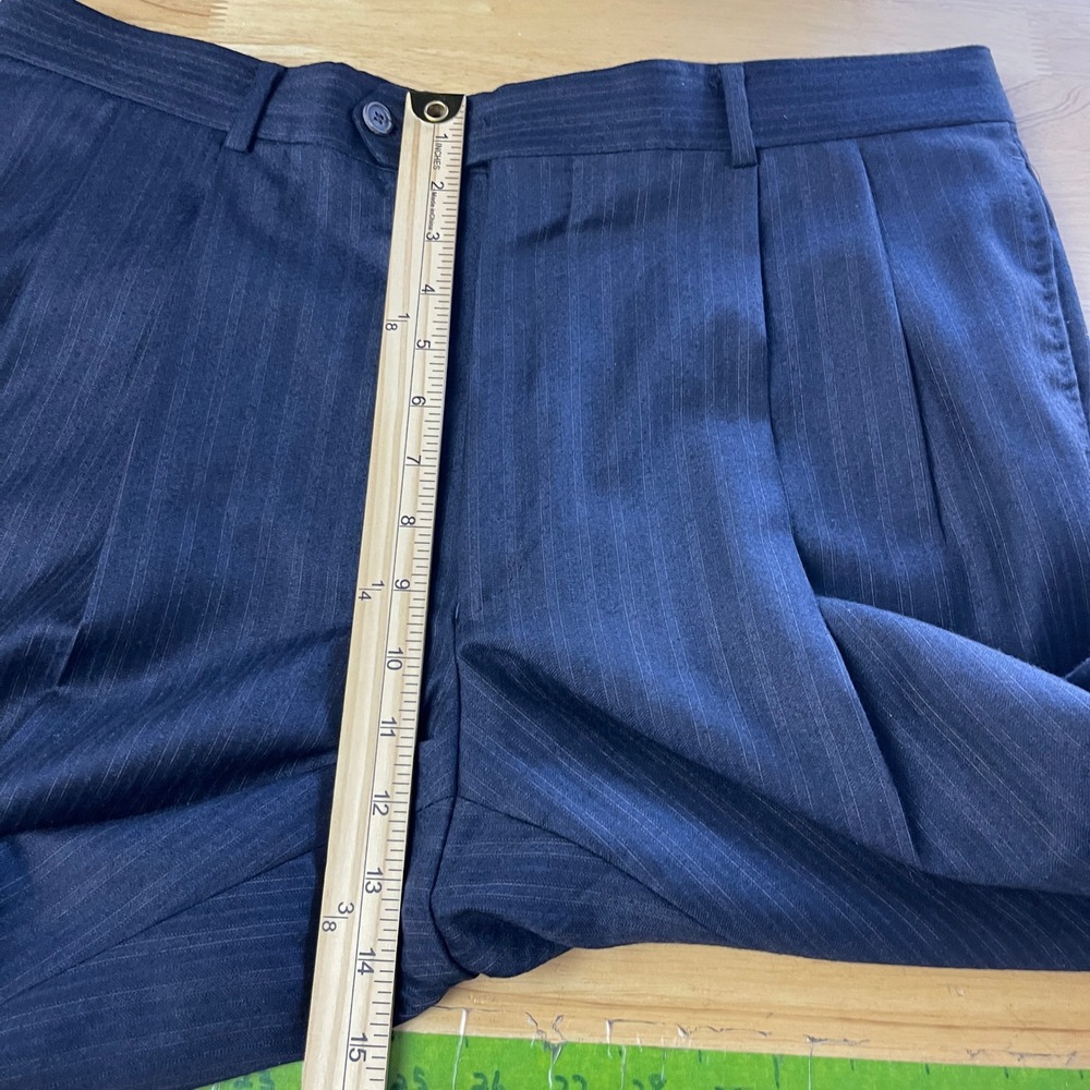 Jos A Bank 2-Piece Suit 42R 36x29 100% Wool Navy Blue Pin Striped Jacket  Pants - Picture 16 of 16